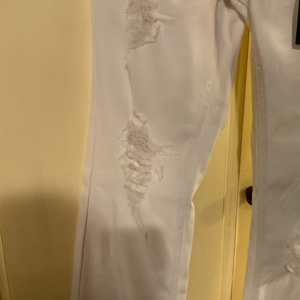 White Jeans - Picture 2 of 5